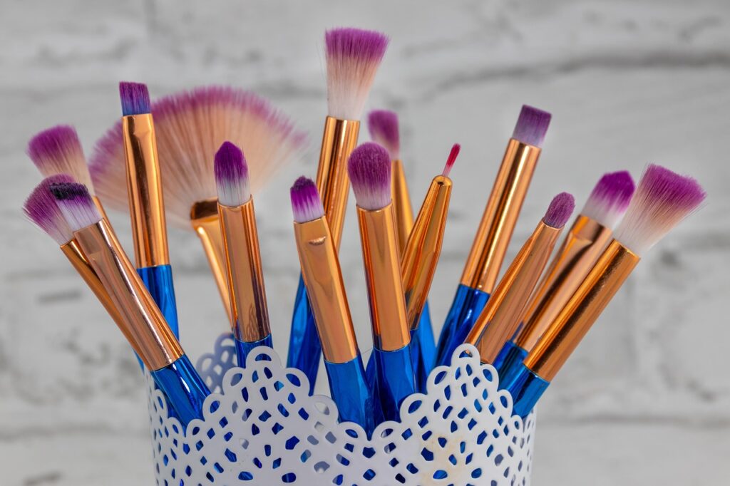 cosmetics, make-up set, make up, beauty, colour, powder, schmink brush, paint brush, eye shadow, mirrors, blue, white, gold, detail, container, storage, colorful, make up, make up, make up, make up, make up